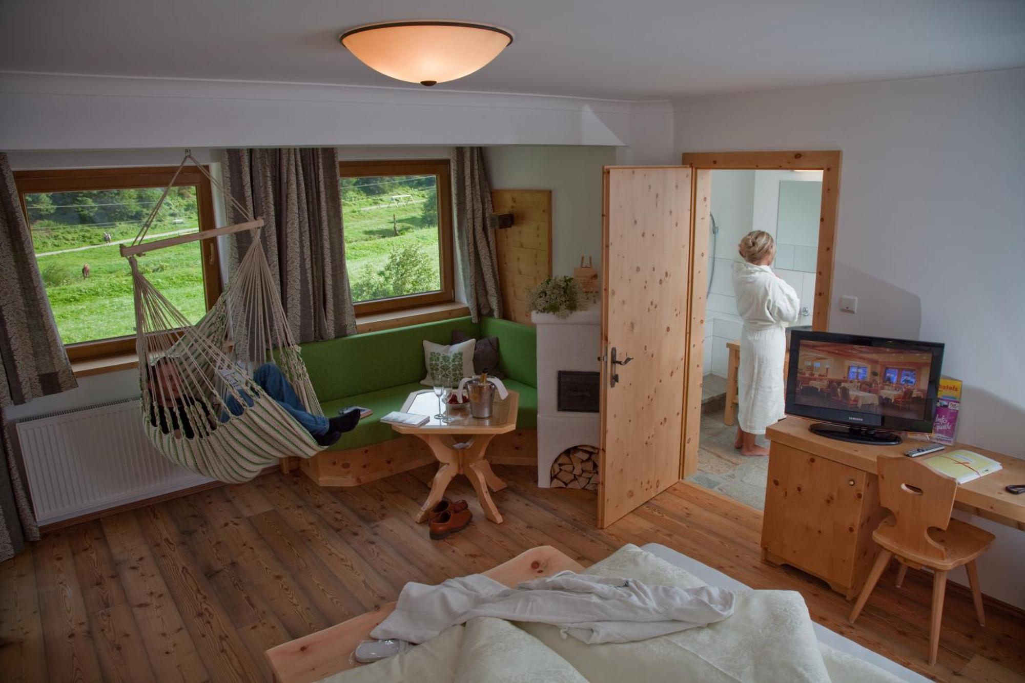 Natur- & Wanderhotel Tuxertal Cameră foto