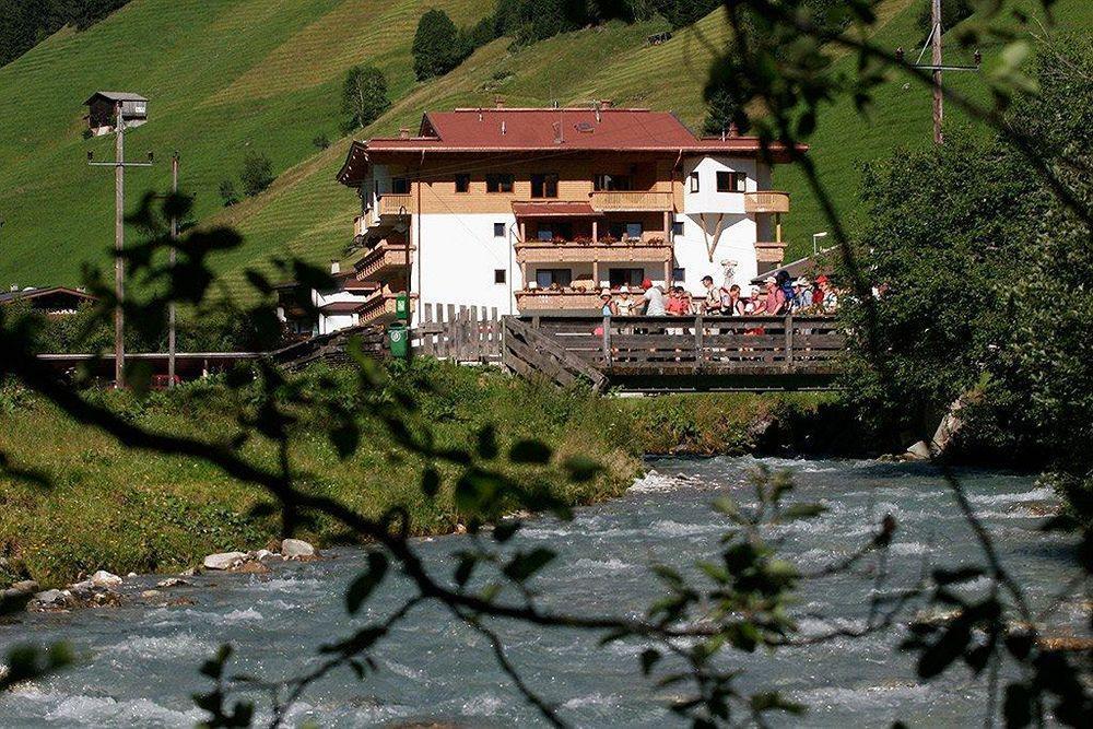 Natur- & Wanderhotel Tuxertal Exterior foto